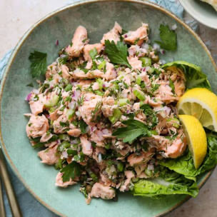 Mediterranean Poached Salmon Salad